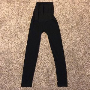 comfy black maternity leggings